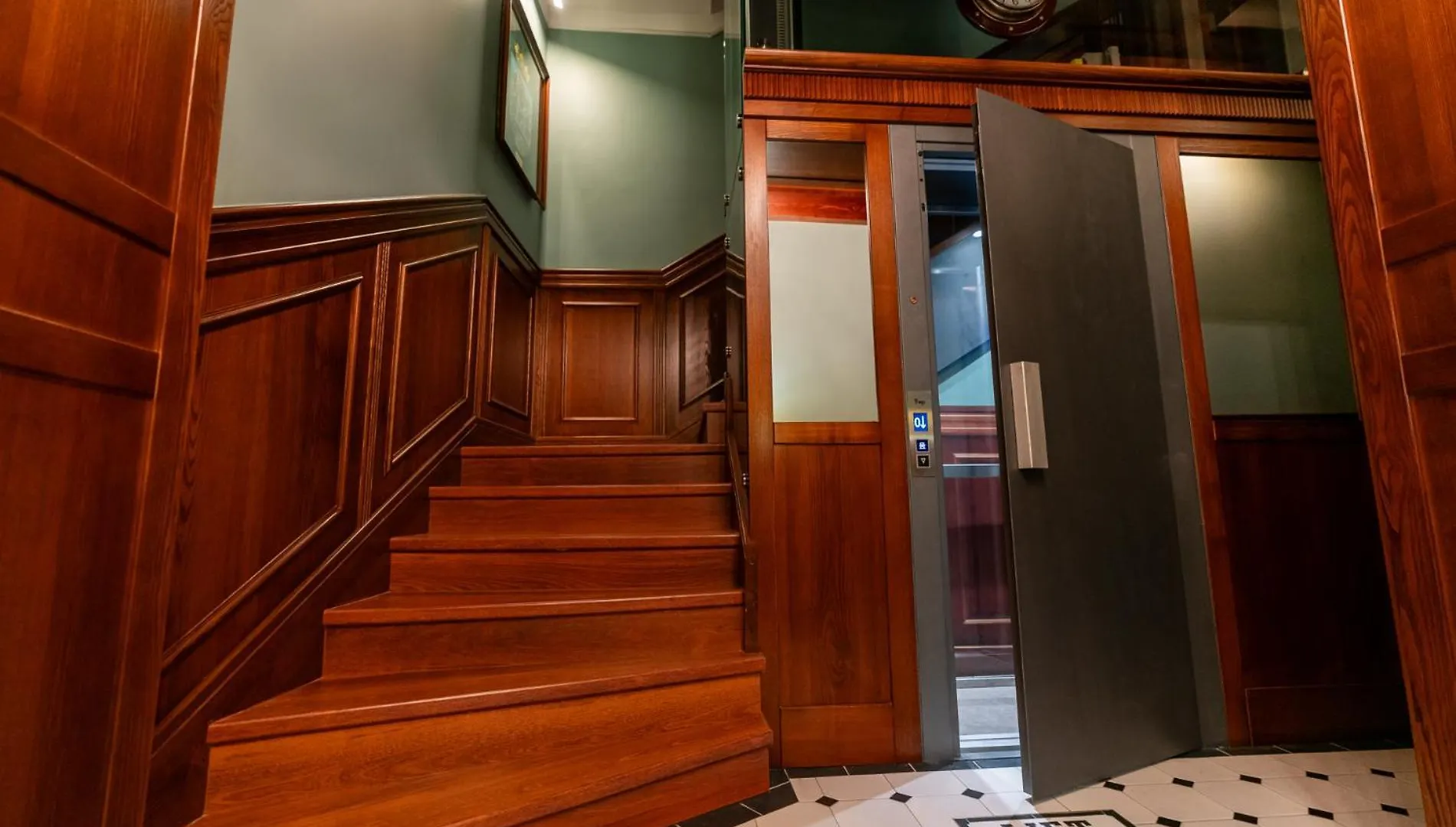 Old House Apartments 2 Πόζναν 0*,  Πολωνία