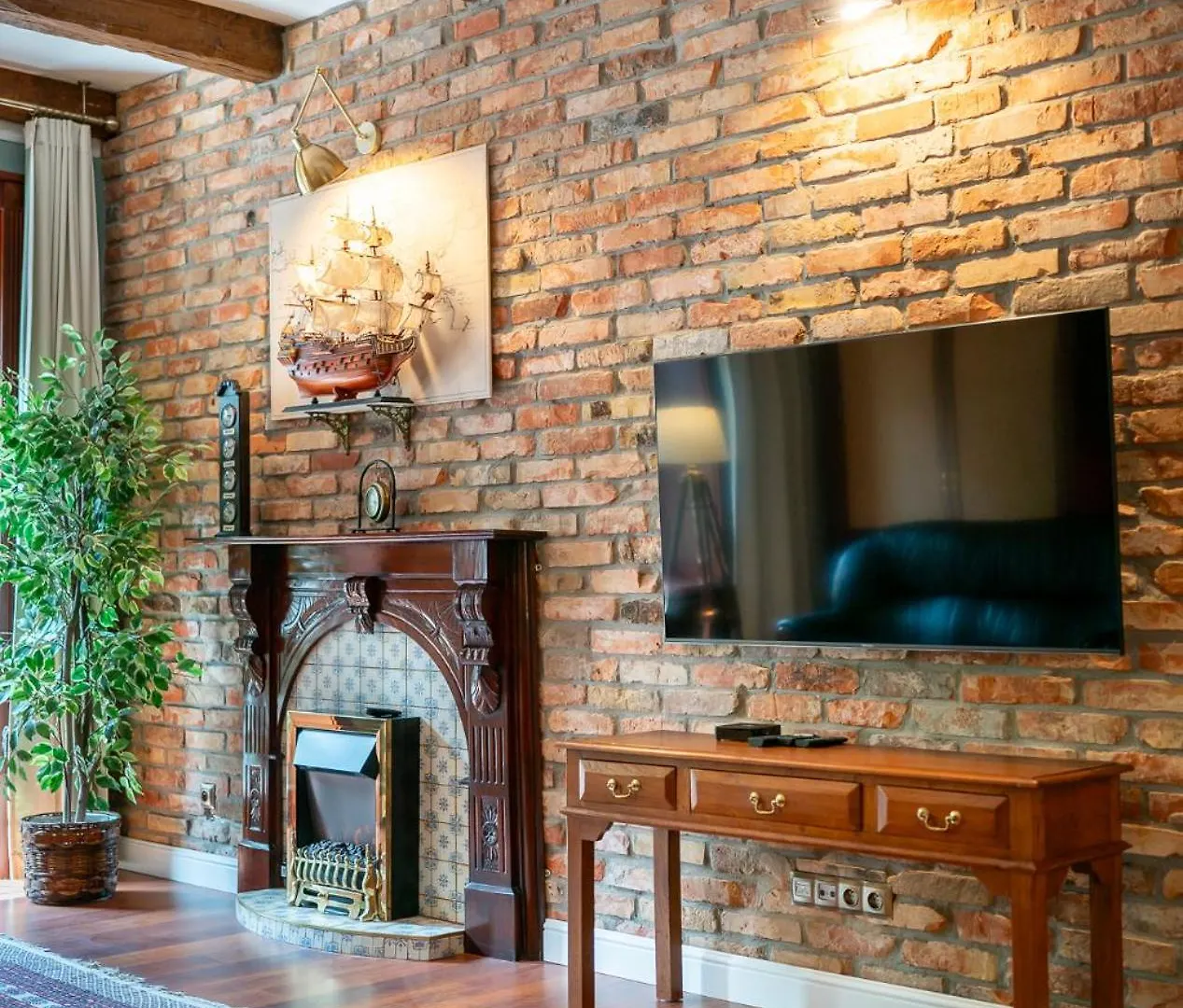 Old House Apartments 2 Πόζναν